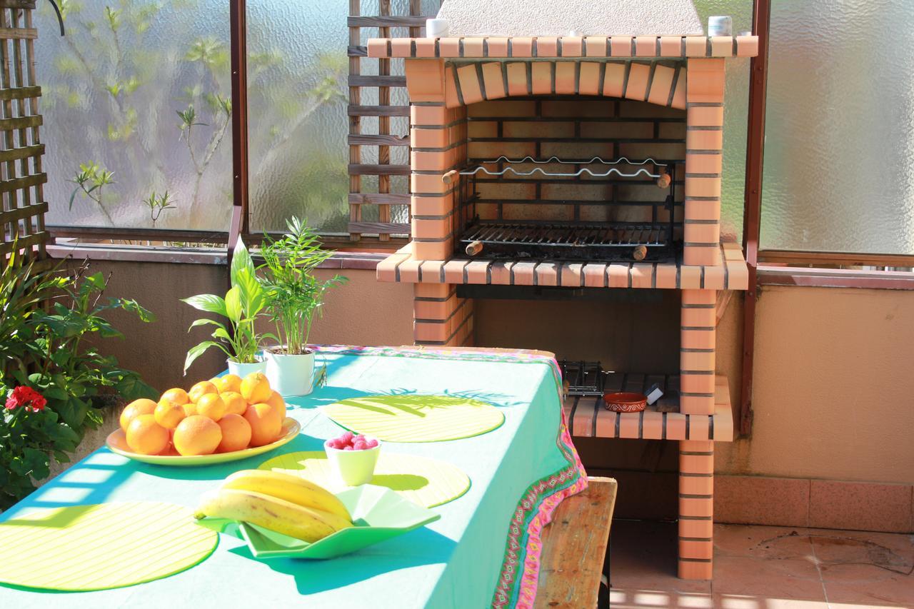 Cozy Apartment With Terrace, Air Cond, Free Parking, By Porto With Love Lda Exteriör bild